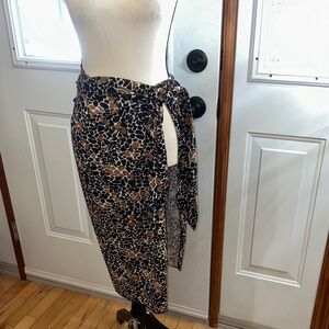 Chic Animal Print Sarong